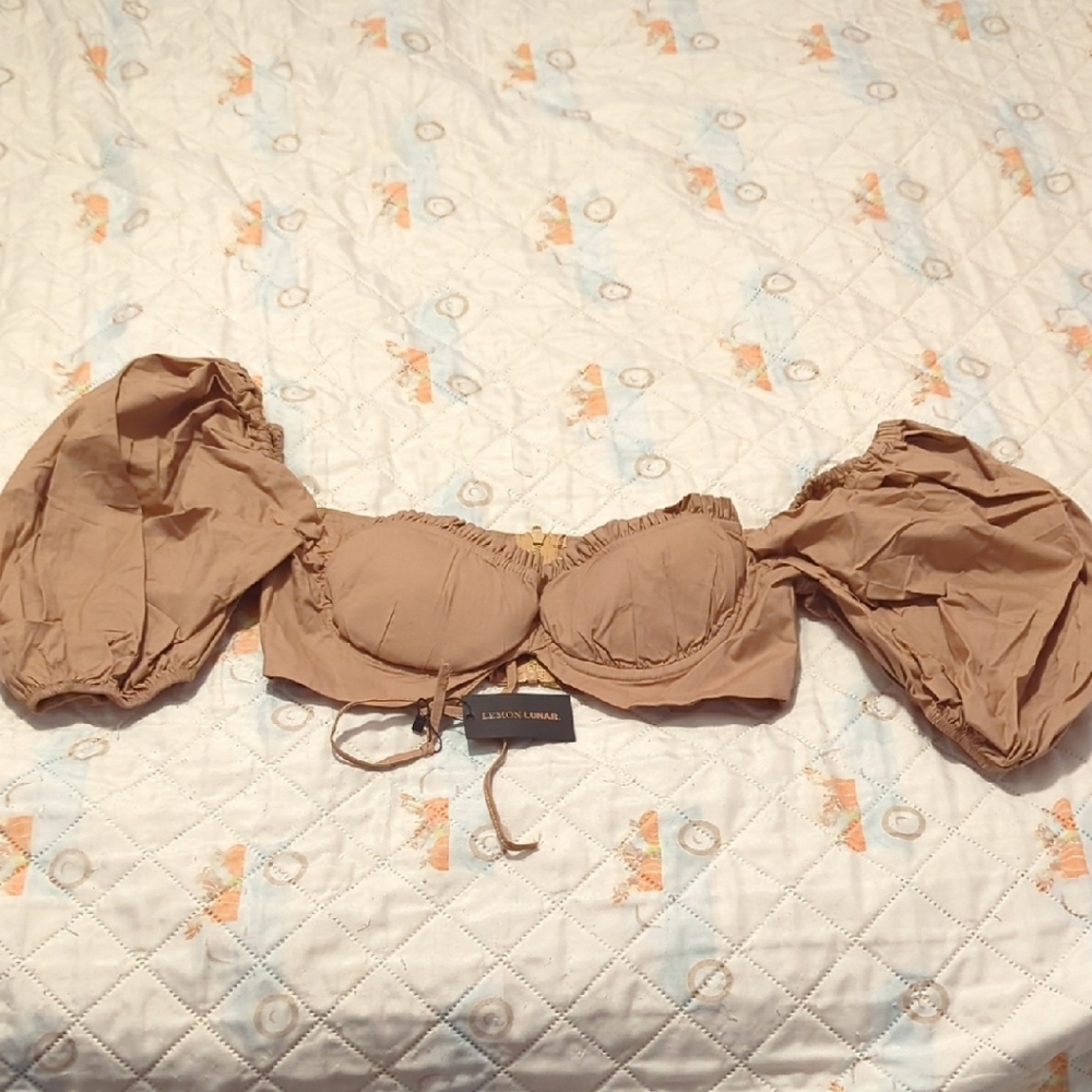 LemonLunar Co. Elegant Tan Puff Sleeve Crop Top With Padding
